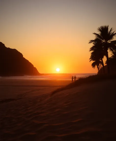 nicholas canyon beach