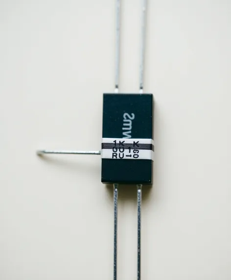 1k ohm resistor