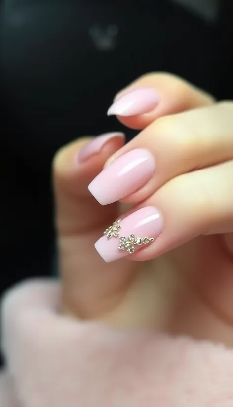 design pink nails