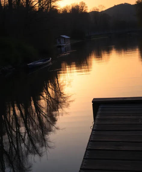 river with dock images