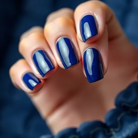 nails dark blue