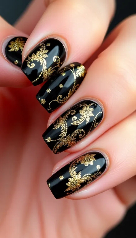 black and gold nail