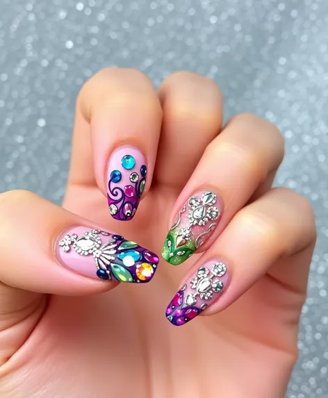 nail designs with rhinestones