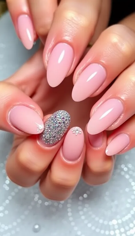 round acrylic nails