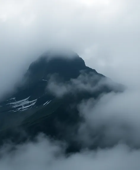 mount blackburn