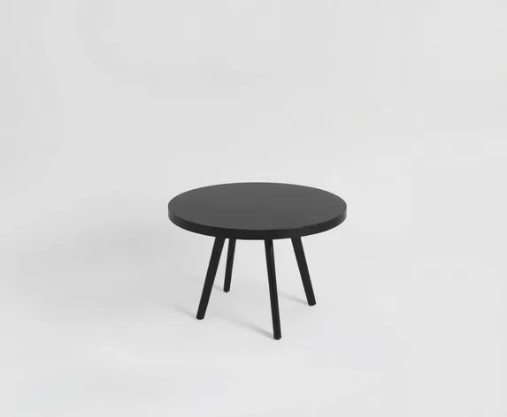 round black table