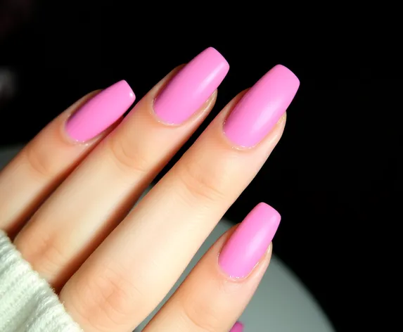 nails pink matte